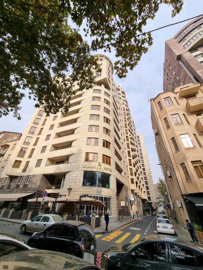 Damus Apartments Erevan Esterno foto