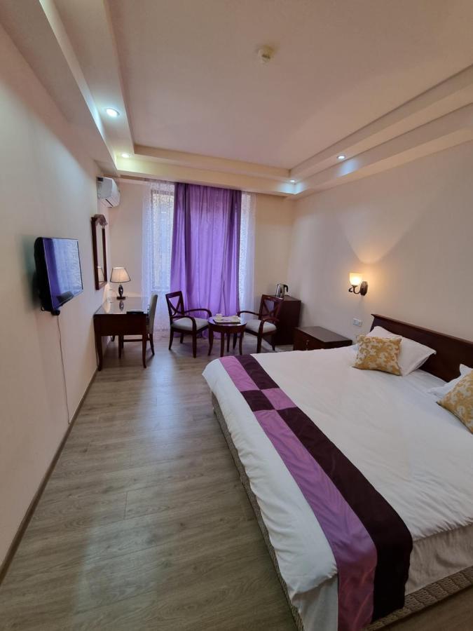 Damus Apartments Erevan Esterno foto